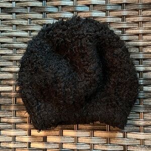 COVINGTON Knit Beanie - Black